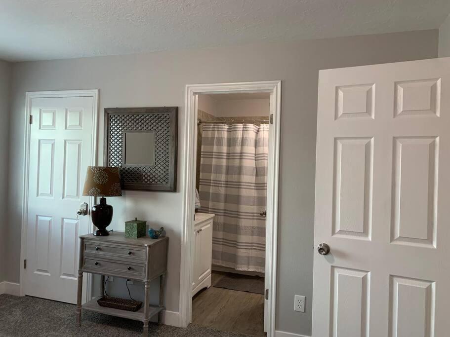 Rooms With A Mountain View Pleasant Grove Exterior foto